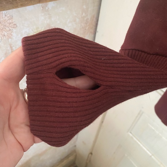 Roots fleece lined hoodie - Picture 6 of 9